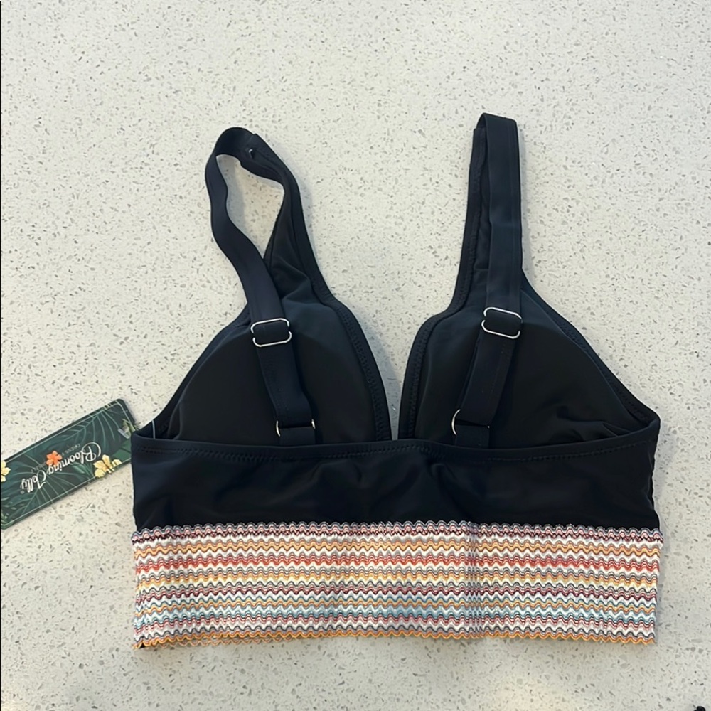 Bikini Set by Blooming Jelly Size Small - NWT - Picture 8 of 11